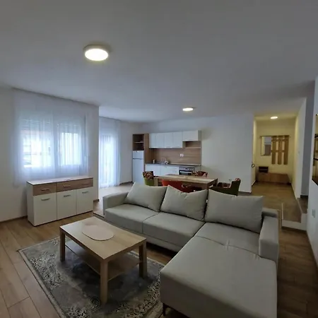 Milos - Centar Grada Free Parking Διαμέρισμα *