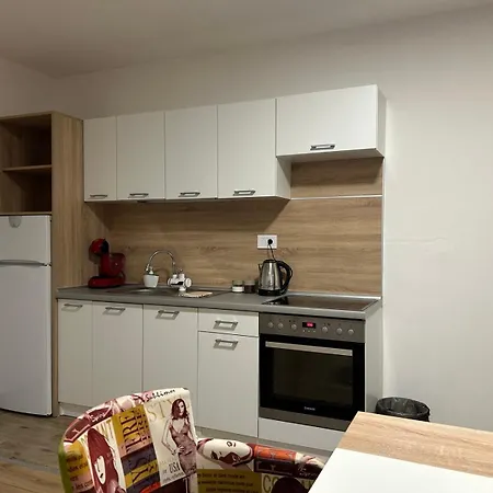 Milos - Centar Grada Free Parking Apartmán
